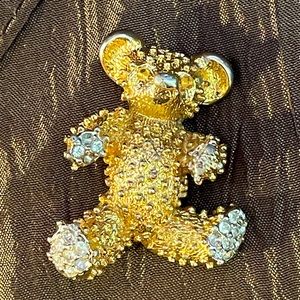 🌞 D’ORLAN golden bear brooch